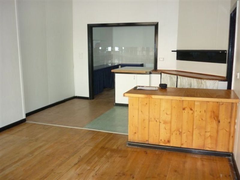 71 Woods Street, Donald VIC 3480