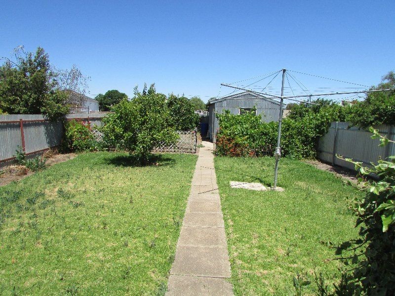 55 Woolcock Street, Warracknabeal VIC 3393