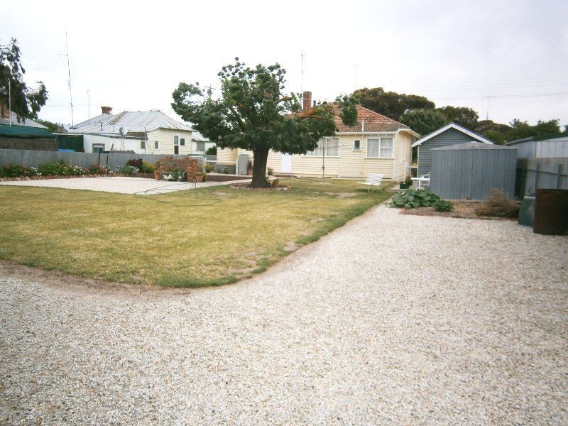 54 Charles Street, Jeparit VIC 3423