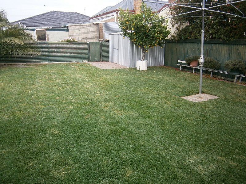 83 Devereux Street, Warracknabeal VIC 3393