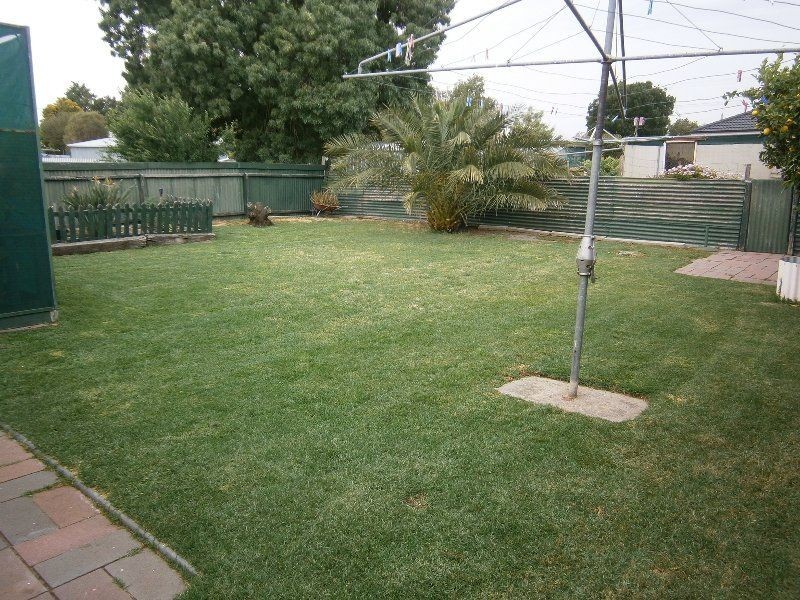 83 Devereux Street, Warracknabeal VIC 3393