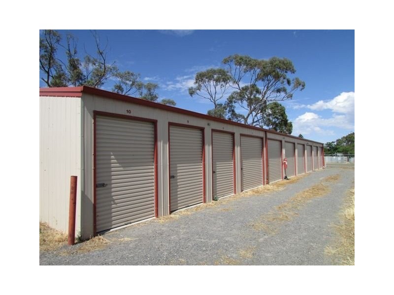 47 Thomas Street, Warracknabeal VIC 3393