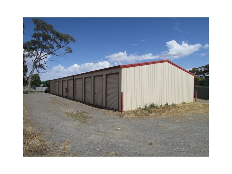47 Thomas Street, Warracknabeal VIC 3393