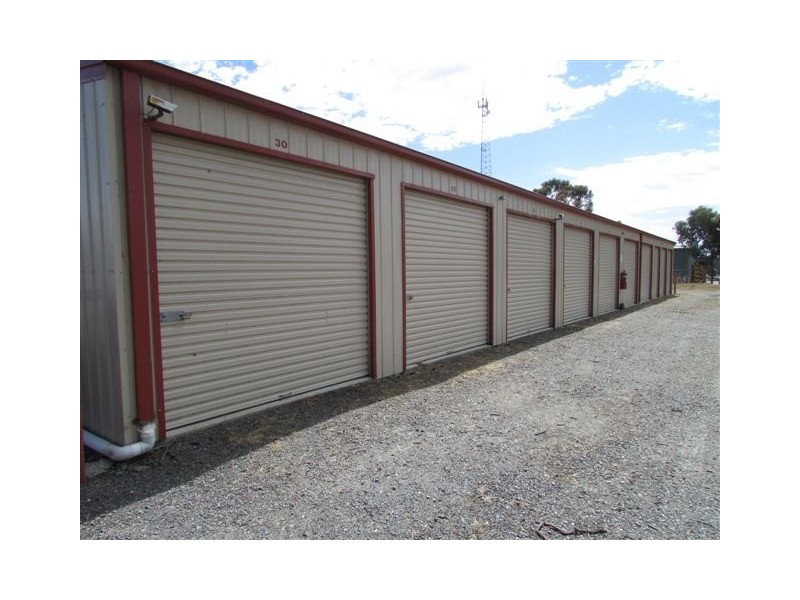 47 Thomas Street, Warracknabeal VIC 3393