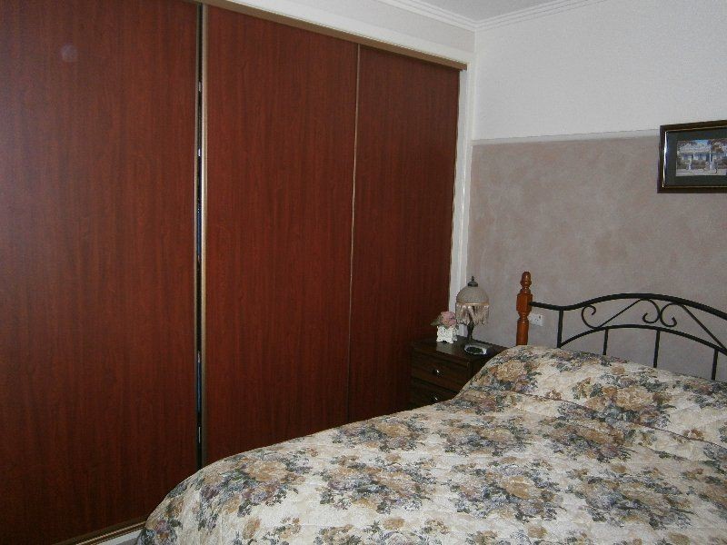 112 Craig Avenue, Warracknabeal VIC 3393