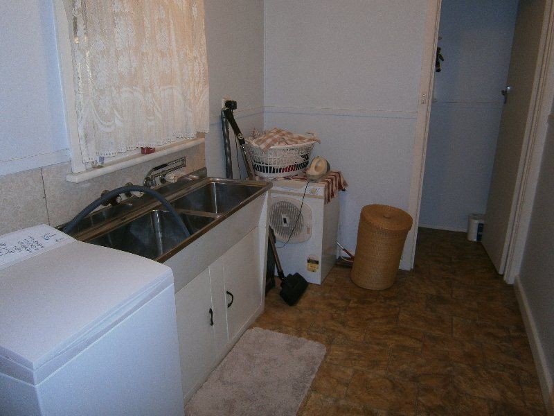 112 Craig Avenue, Warracknabeal VIC 3393