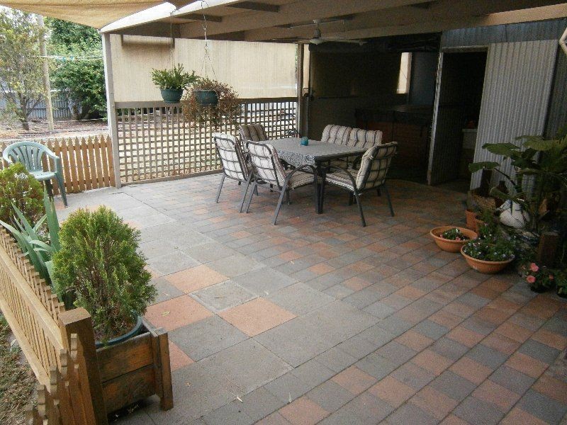 112 Craig Avenue, Warracknabeal VIC 3393