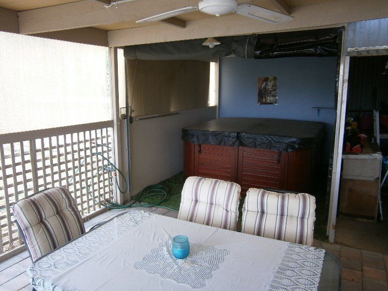 112 Craig Avenue, Warracknabeal VIC 3393