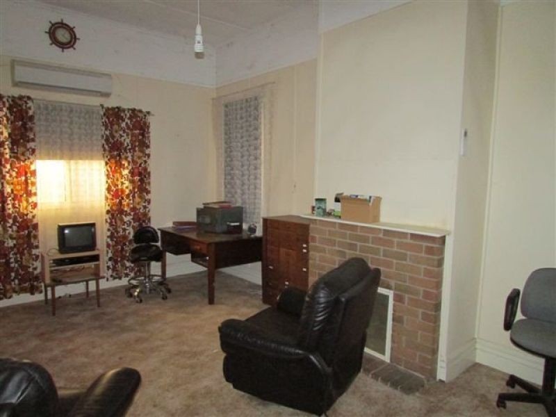 99 Main Street, Minyip VIC 3392