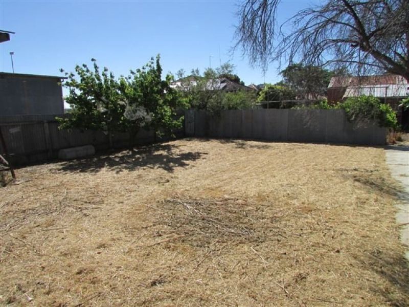 99 Main Street, Minyip VIC 3392