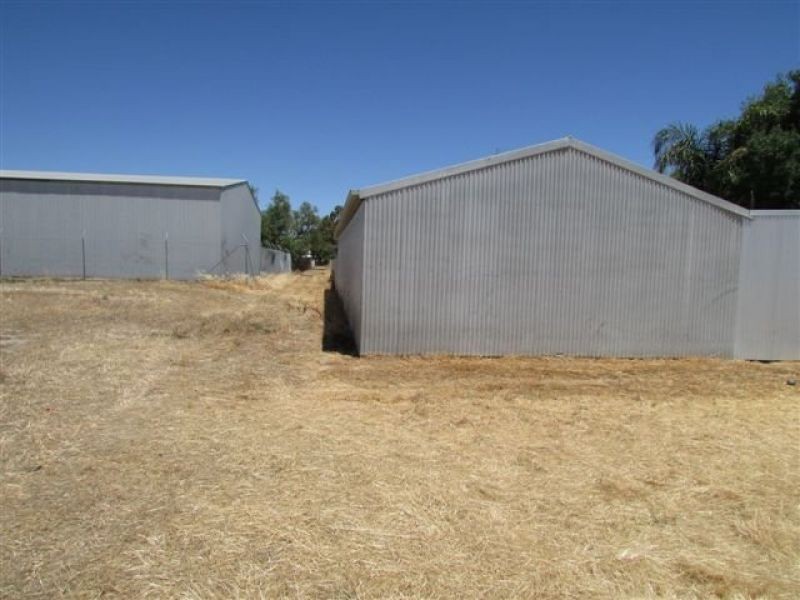 23 & 24 Clifford Street, Warracknabeal VIC 3393