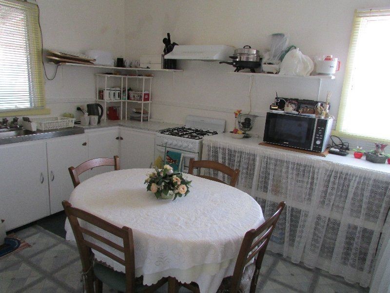 12 Clifford Street, Warracknabeal VIC 3393