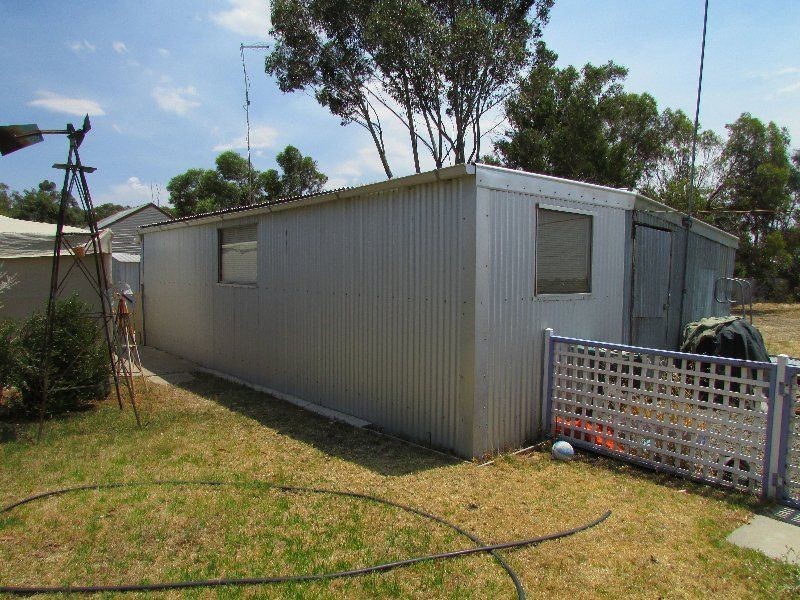 12 Clifford Street, Warracknabeal VIC 3393