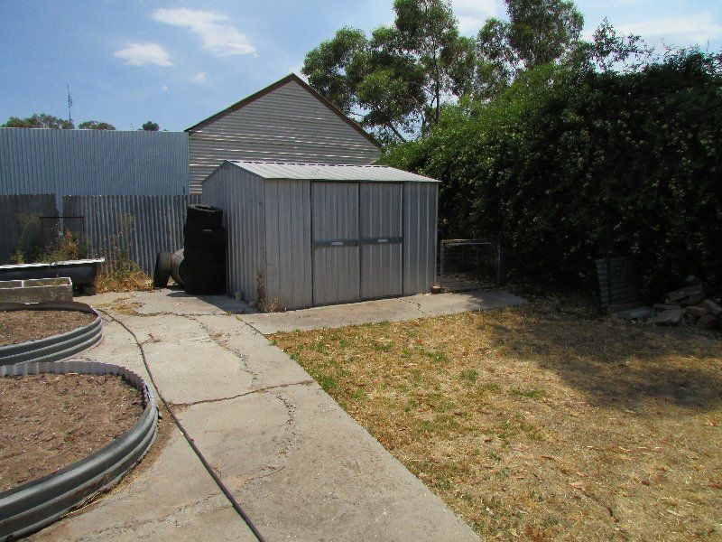 12 Clifford Street, Warracknabeal VIC 3393