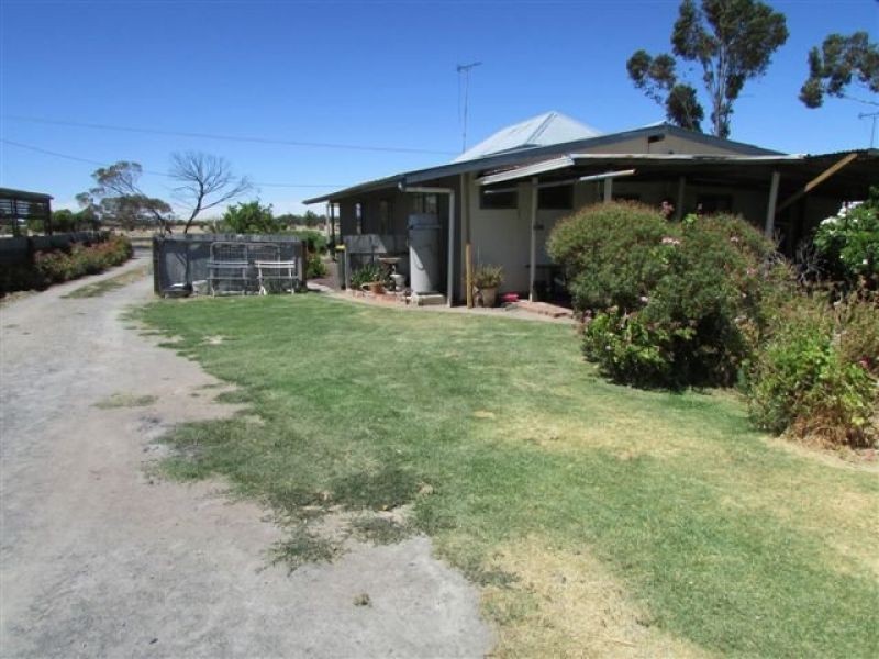 14 Scott Street, Jeparit VIC 3423
