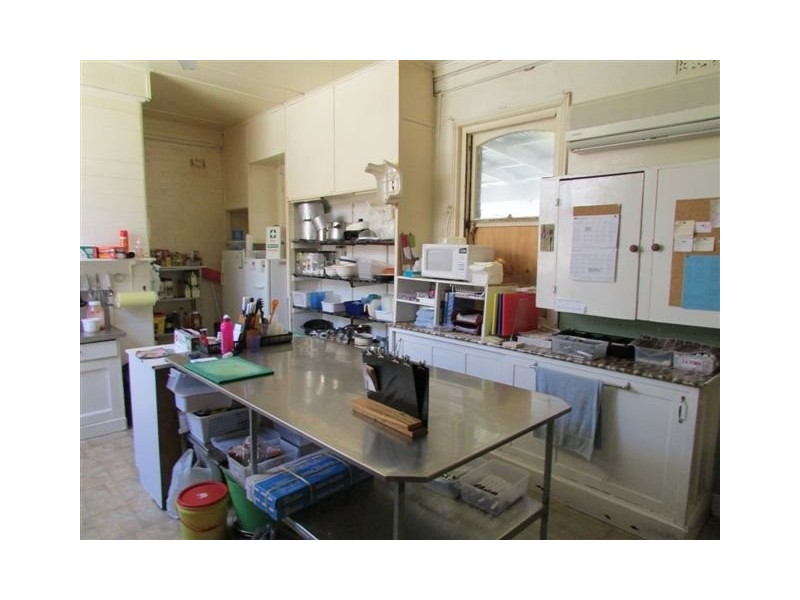 144 Scott Street, Warracknabeal VIC 3393