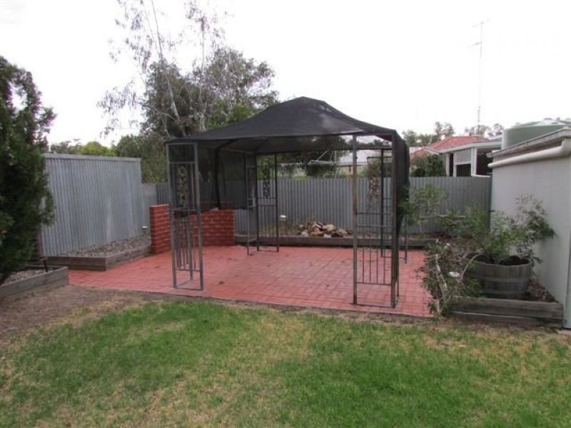 19 Kokoda Avenue, Warracknabeal VIC 3393