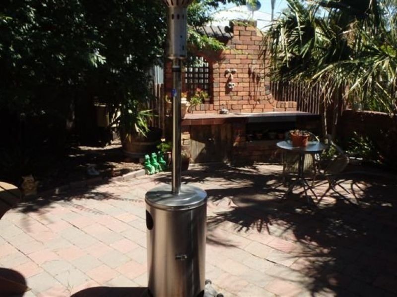 2 Symes Avenue, Warracknabeal VIC 3393