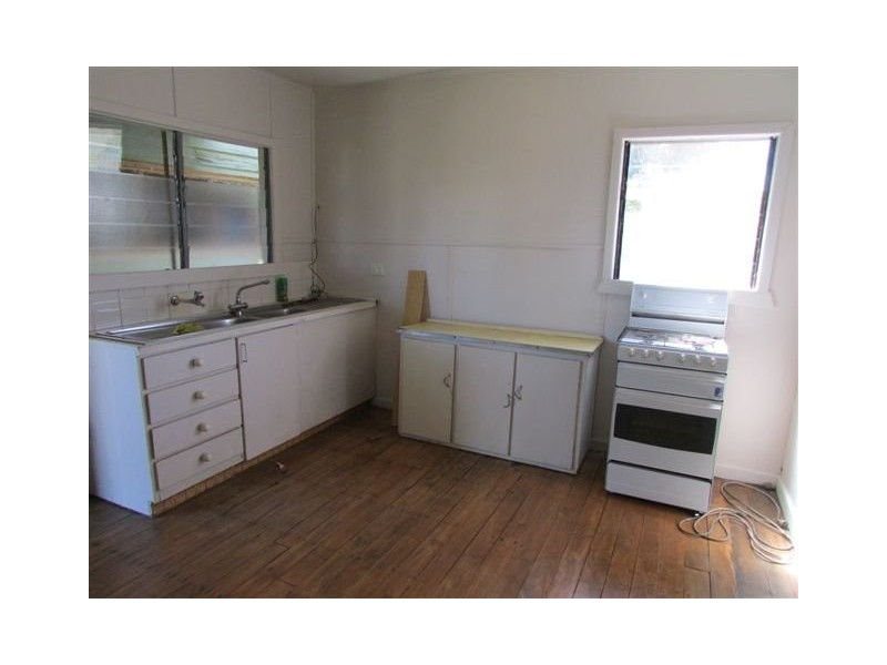 8 Myall Street, Woomelang VIC 3485