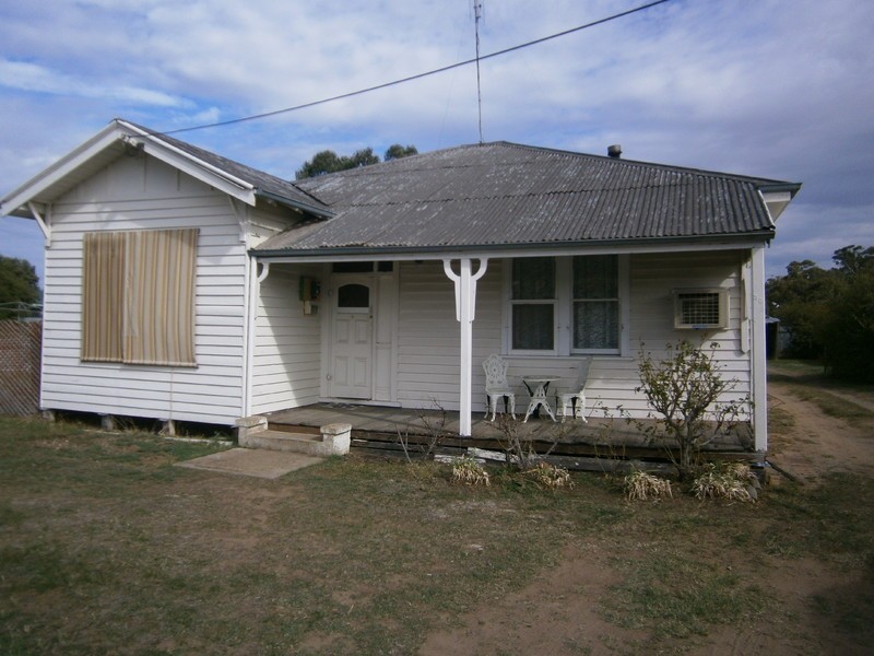 38 Anderson Street, Warracknabeal VIC 3393