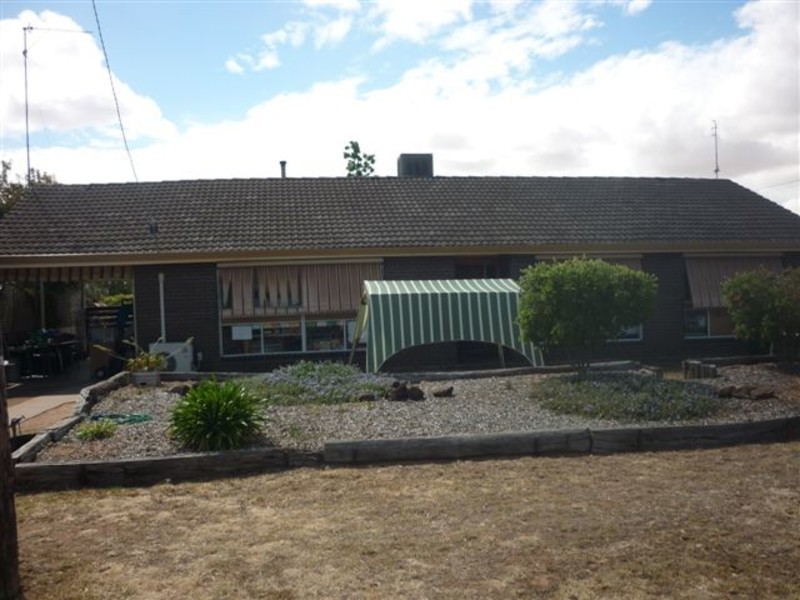 4 Sherwood Street, Birchip VIC 3483