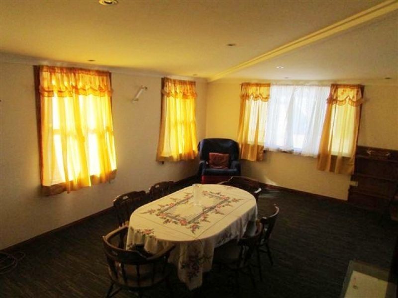 31 Milbourne Street, Warracknabeal VIC 3393