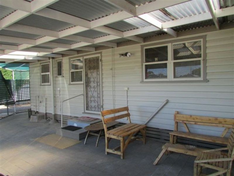 31 Milbourne Street, Warracknabeal VIC 3393