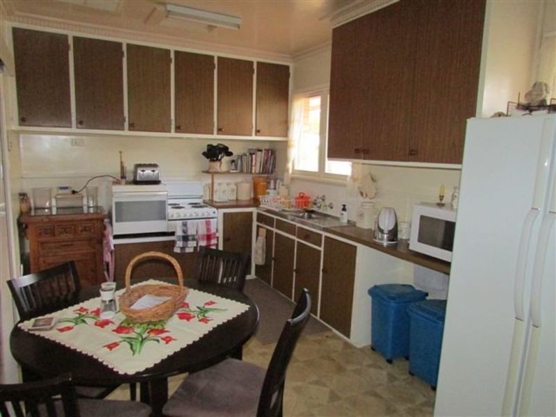 130 Anderson Street, Warracknabeal VIC 3393