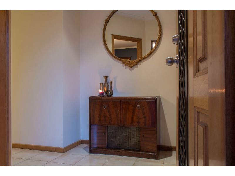 10 River Road, Port Noarlunga SA 5167