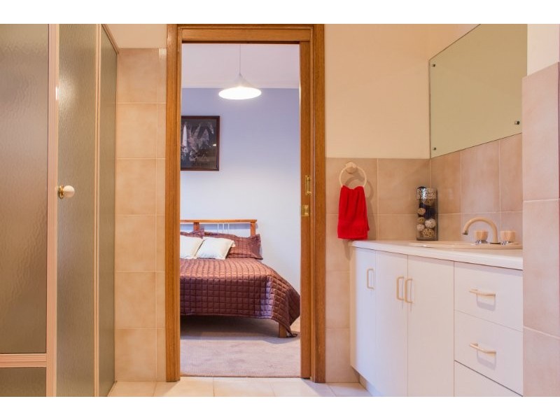 10 River Road, Port Noarlunga SA 5167