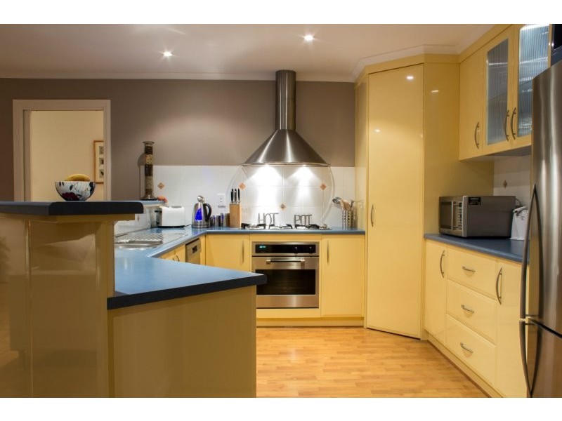 12 Annabelle Drive, Hallett Cove SA 5158