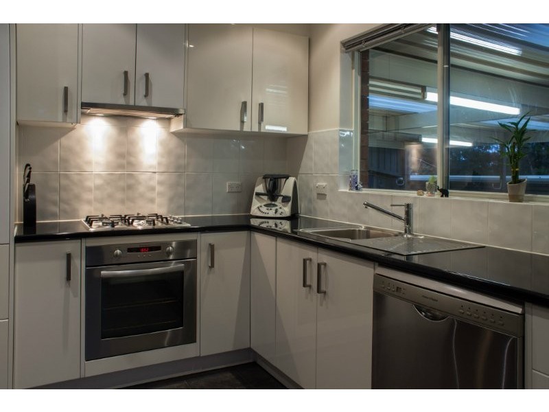 11 Ardross Crescent, Morphett Vale SA 5162