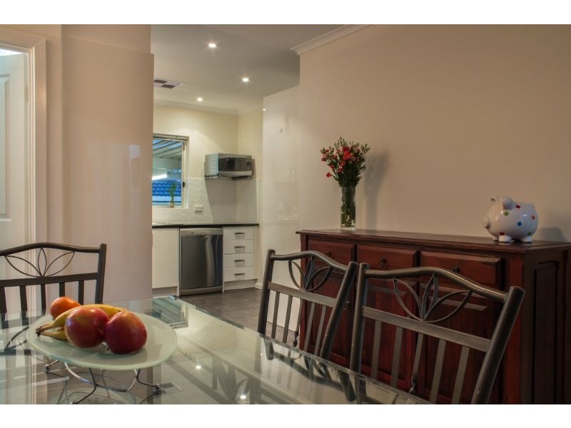 11 Ardross Crescent, Morphett Vale SA 5162