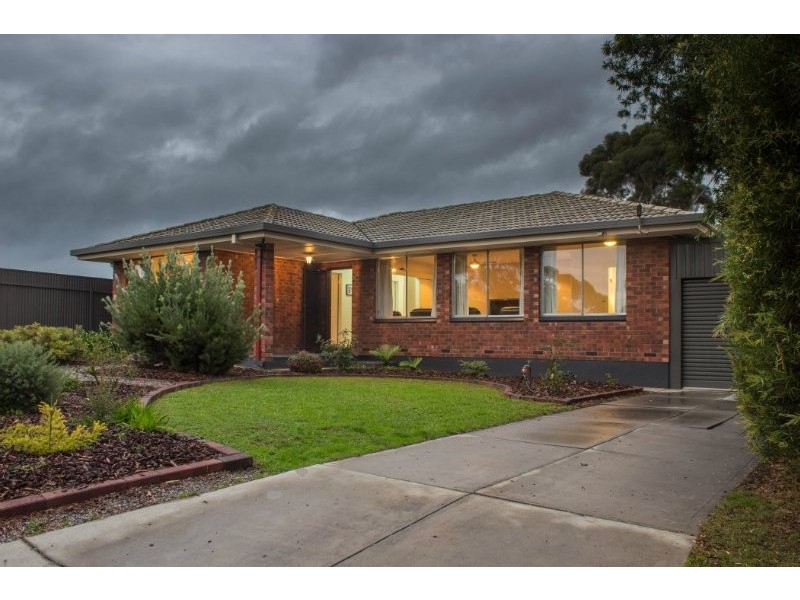 11 Ardross Crescent, Morphett Vale SA 5162