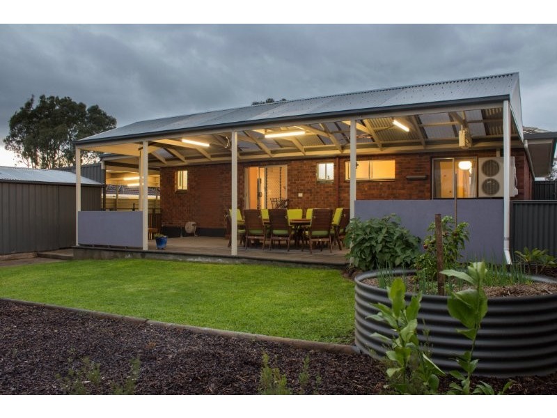 11 Ardross Crescent, Morphett Vale SA 5162