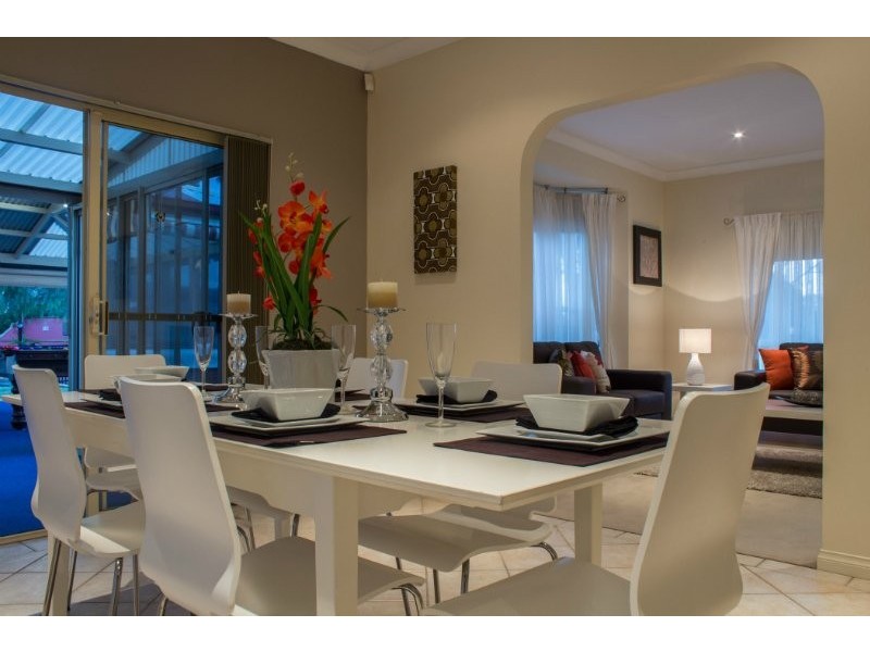 4 Redbank Close, O’halloran Hill SA 5158