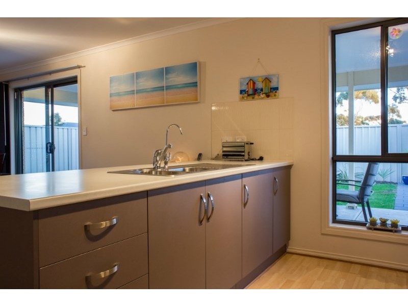 34 Quinn Street, Christie Downs SA 5164