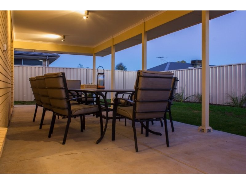 34 Quinn Street, Christie Downs SA 5164