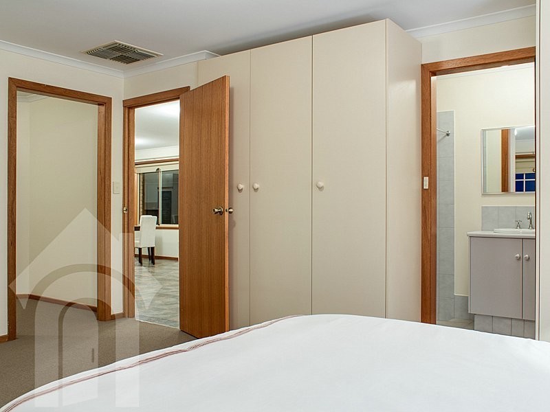 7 Cosgrove Crescent, Old Reynella SA 5161