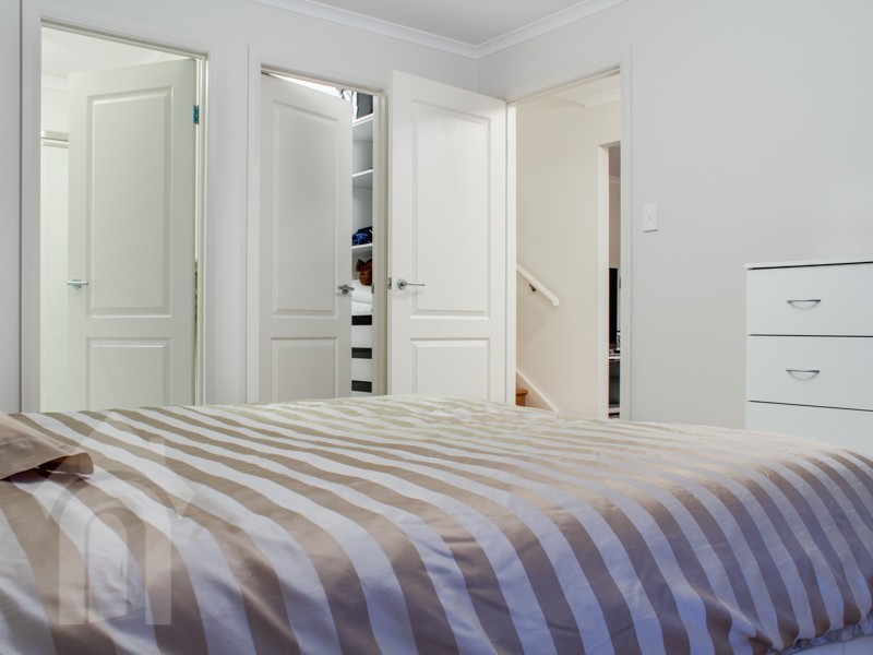 8 Elizabeth Crescent, Hallett Cove SA 5158