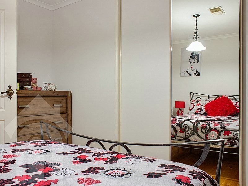 13 Clive Street, Morphett Vale SA 5162