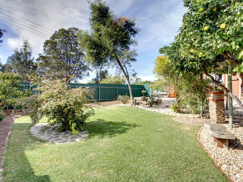 21 Ayre Street, Morphett Vale SA 5162