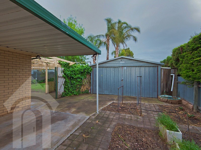 26 Mallett Avenue, Morphett Vale SA 5162
