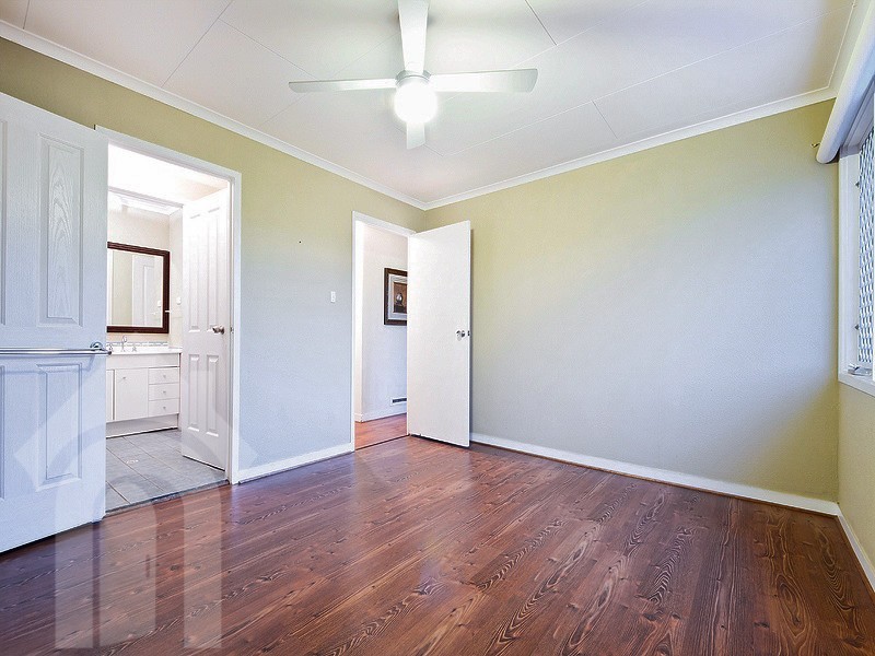 26 Mallett Avenue, Morphett Vale SA 5162