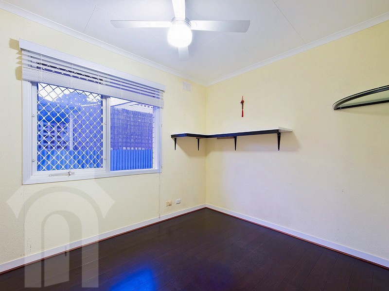 26 Mallett Avenue, Morphett Vale SA 5162