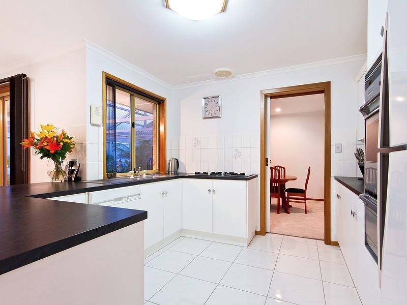 29 Jagger Crescent, Woodcroft SA 5162