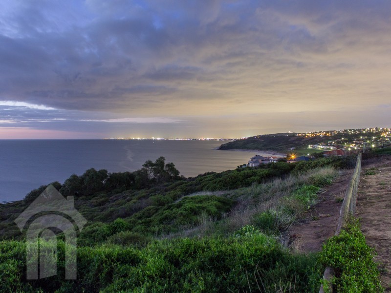 19 Petrel Close, Hallett Cove SA 5158