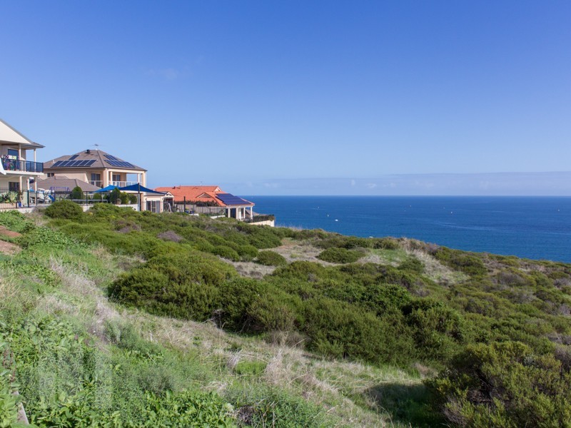 19 Petrel Close, Hallett Cove SA 5158