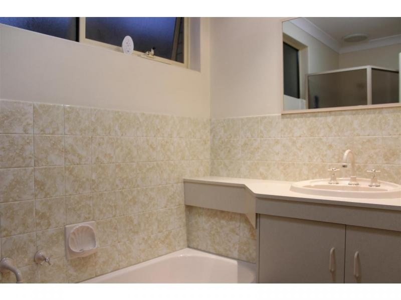 34 Burns Court, Morphett Vale SA 5162