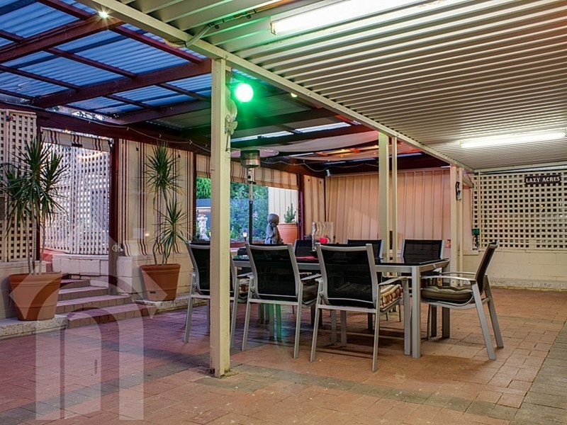 17 Rosemary Terrace, Morphett Vale SA 5162